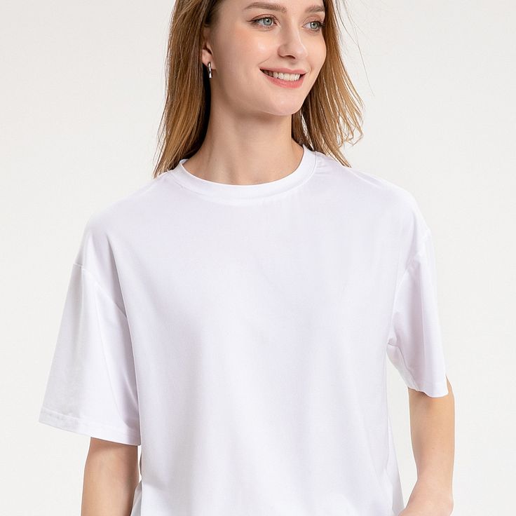 WOMAN'S FASHION